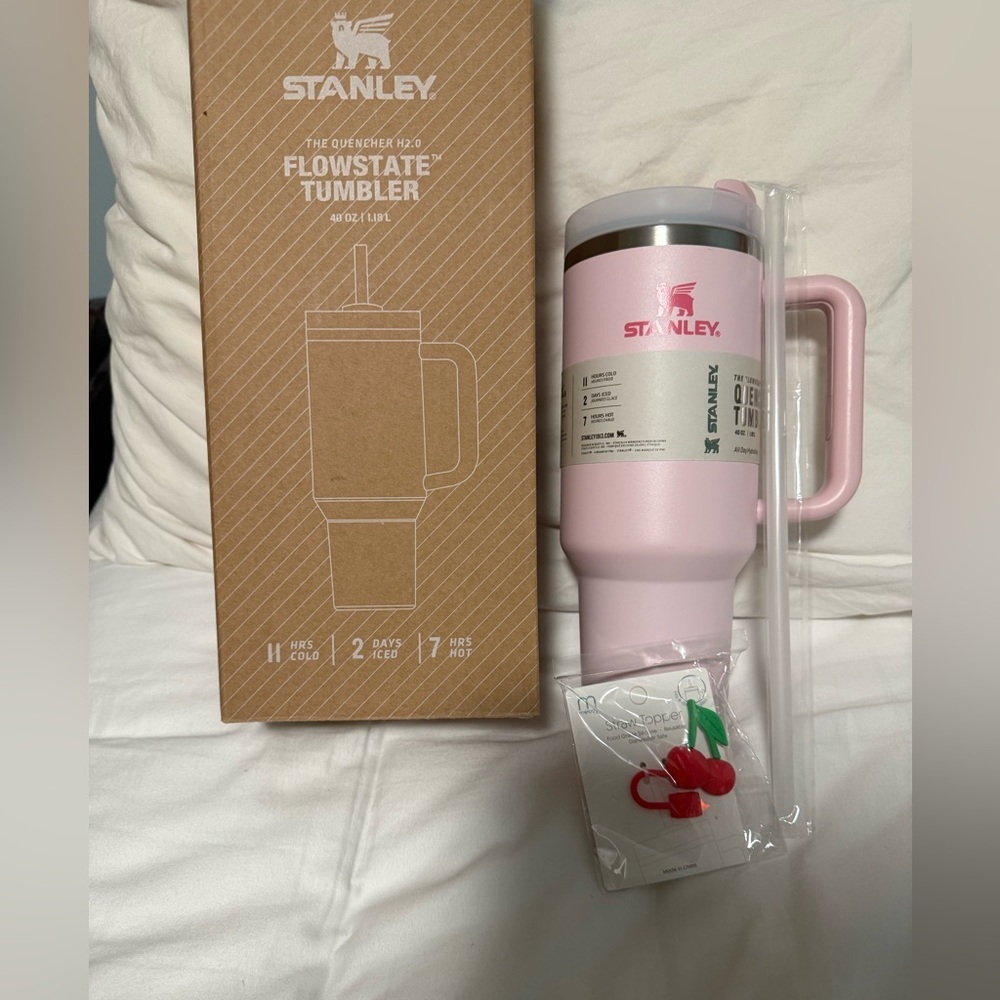 Stanley Tumbler light Pink Flowstate with straw and cherries 🍒 straw topper!